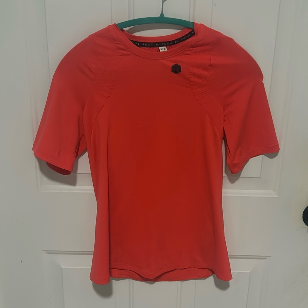 Men’s Rush Compression short sleeve EUC